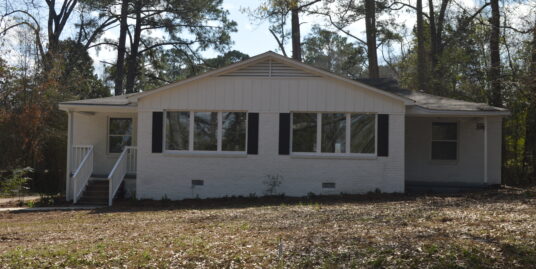 111 Highland Dr, Kosciusko, MS 39090