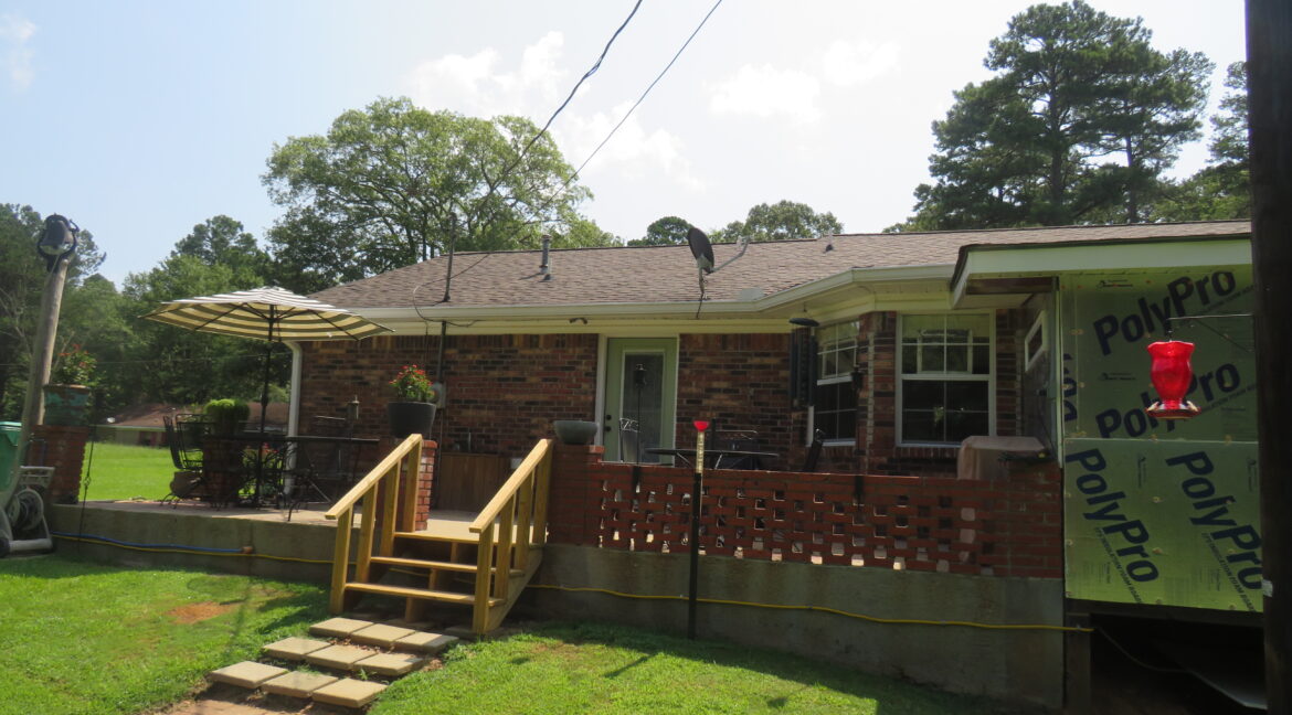 203 Woodland Drive Kosciusko, Ms. 39090 Adams Realty Kosciusko
