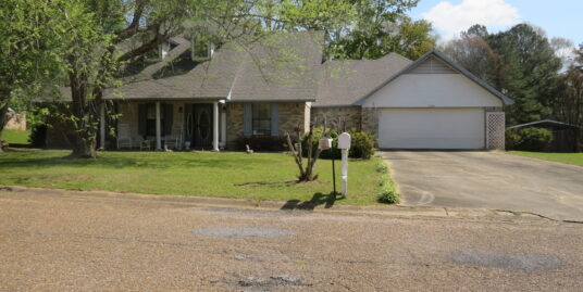 306 Woodland Drive  Kosciusko, Ms. 39090