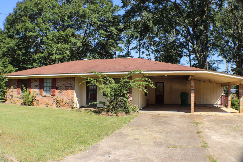 Adams Realty Kosciusko